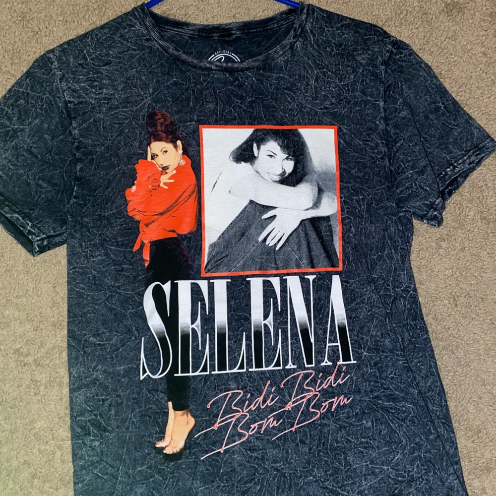 Selena Merch t shirt